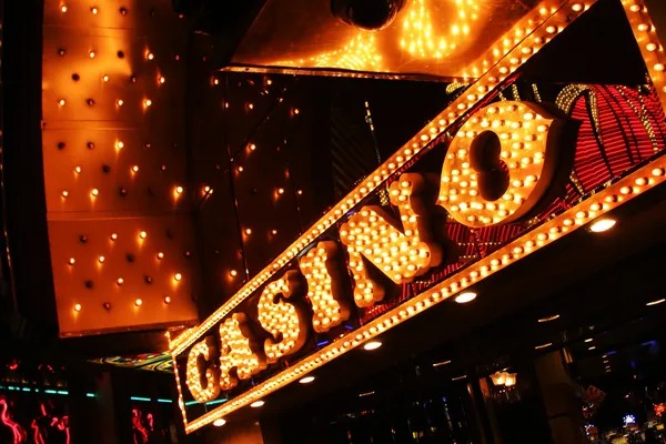 Live dealer studio with professional HD cameras and multilingual support